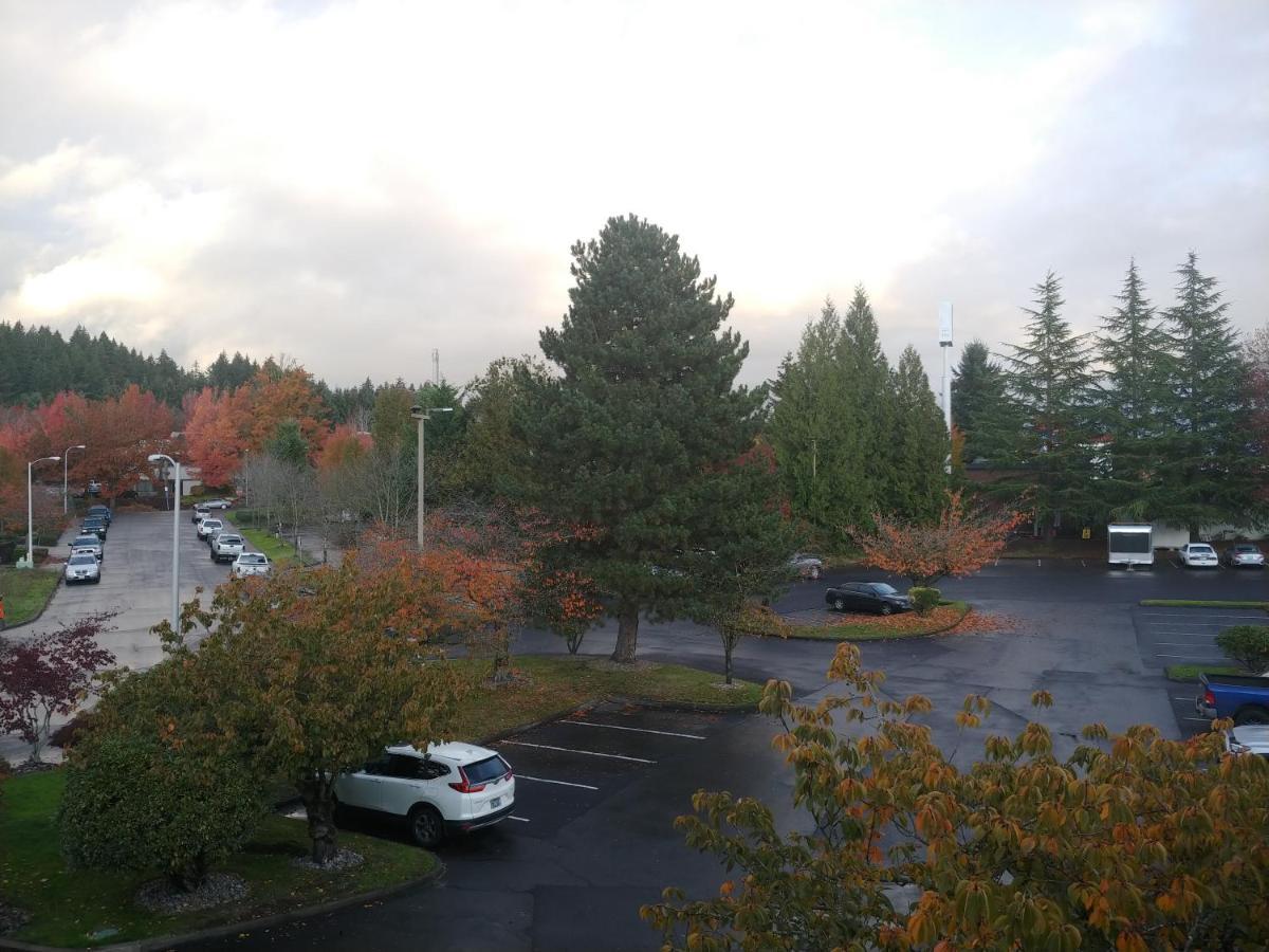 Best Western Plus Parkway Inn Wilsonville Dış mekan fotoğraf