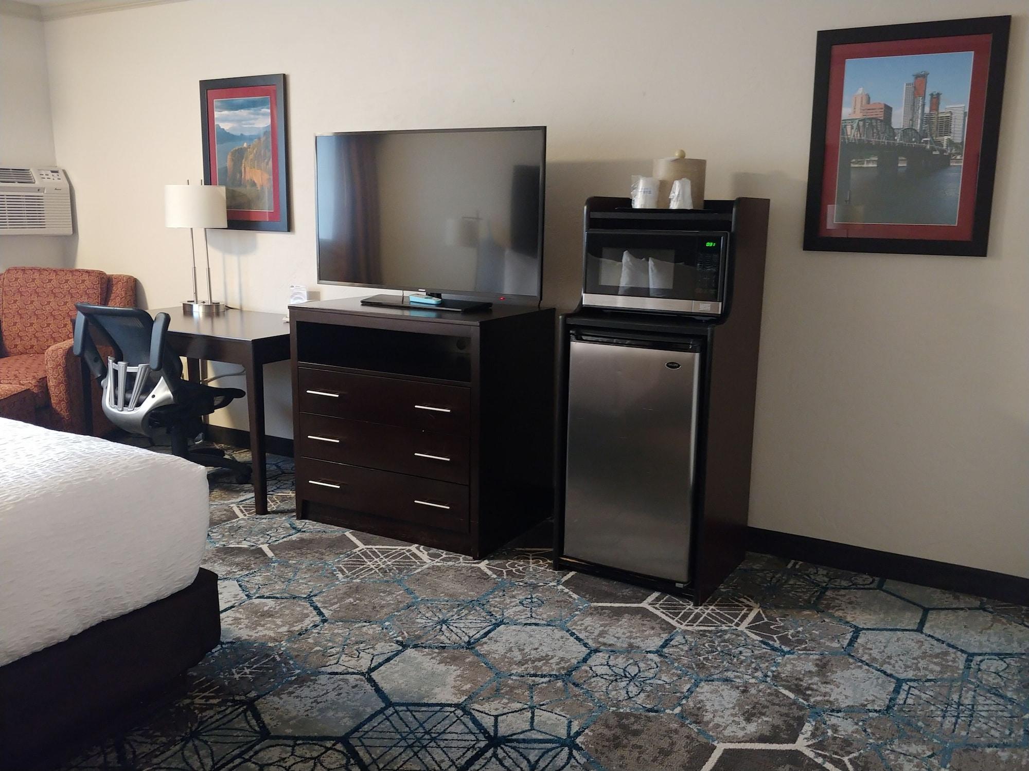 Best Western Plus Parkway Inn Wilsonville Dış mekan fotoğraf