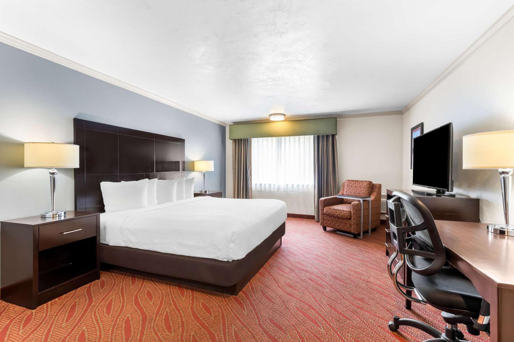 Best Western Plus Parkway Inn Wilsonville Dış mekan fotoğraf