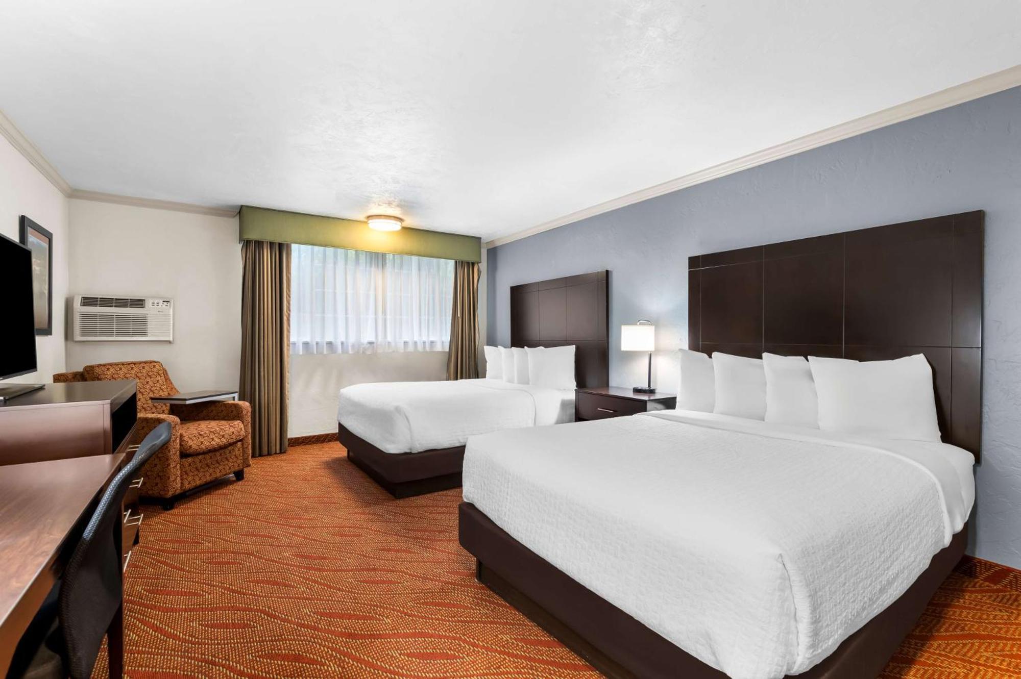 Best Western Plus Parkway Inn Wilsonville Dış mekan fotoğraf